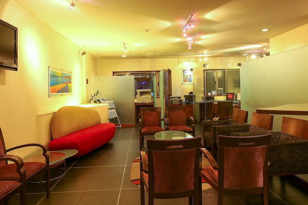 Hotel Studio Estique Пюн Екстериор снимка