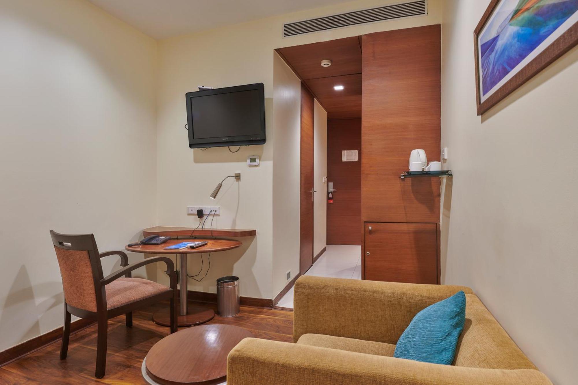 Hotel Studio Estique Пюн Екстериор снимка