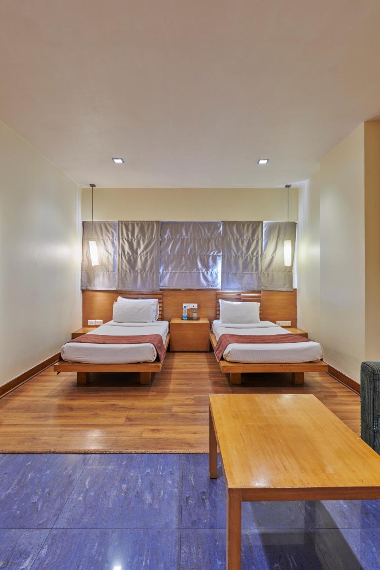 Hotel Studio Estique Пюн Екстериор снимка