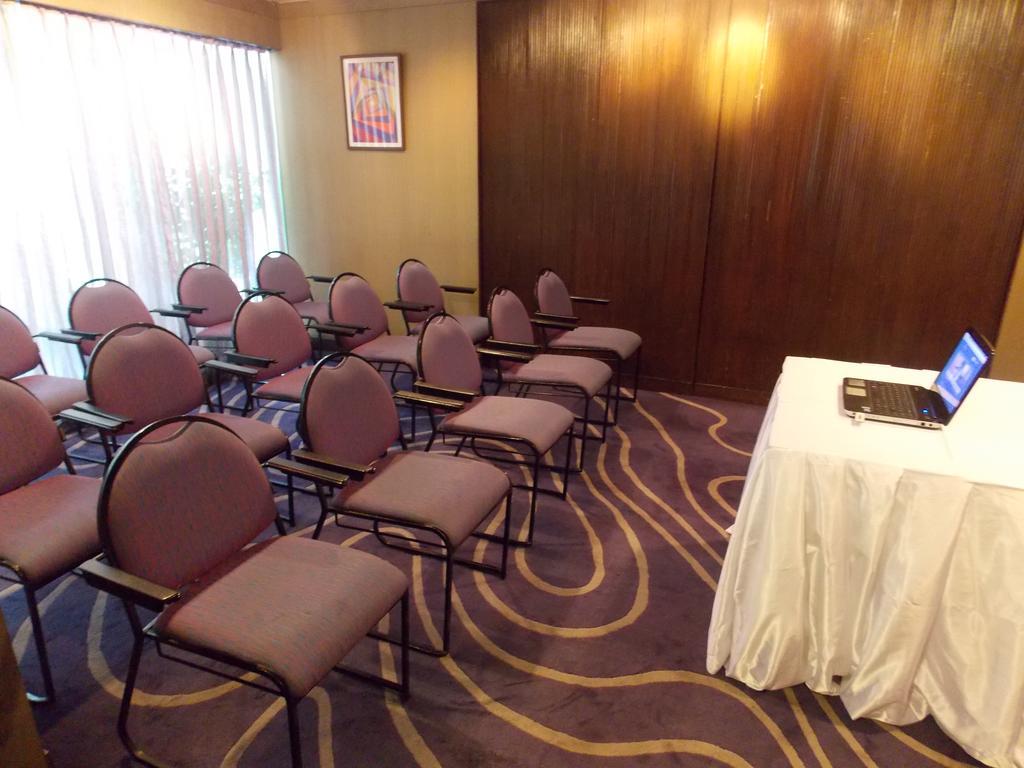 Hotel Studio Estique Пюн Екстериор снимка