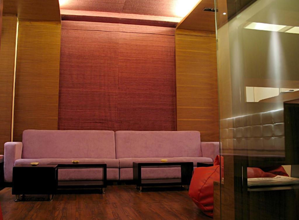 Hotel Studio Estique Пюн Екстериор снимка