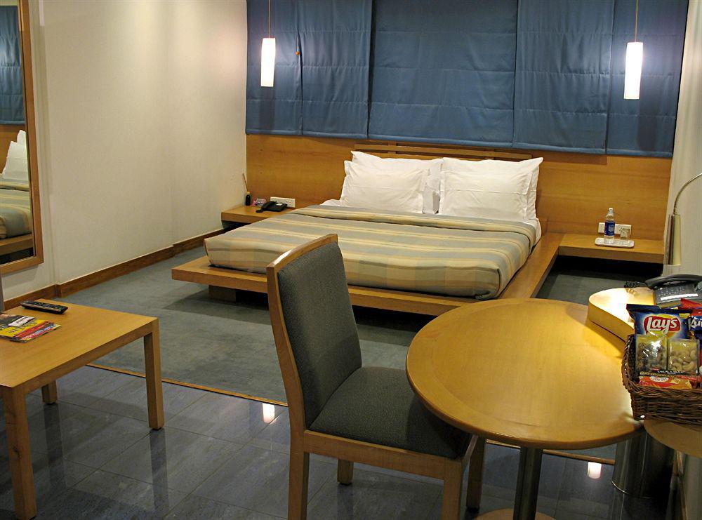 Hotel Studio Estique Пюн Екстериор снимка